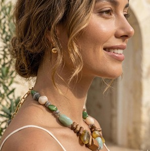 Collar de Resina Hecho a Mano con Cuentas Simuladas, Gargantilla de Moda para Mujer, Accesorio de Joyería - Product Image 5