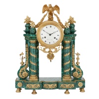 Horloge de bureau moderne en verre et cristal à quartz numérique silencieuse en malachite verte, avec un rythme opulent et une essence intemporelle