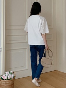 Camiseta Blanca con Mangas Raglán y Parches, Elegante Bordado Floral, Panel de Encaje Calado, Cuello Redondo, Blusas de Verano para Mujer, Proveedor - Product Image 2