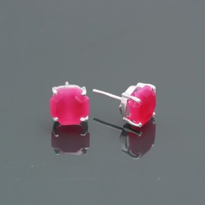 Boucles d'oreilles clous en calcédoine rose naturelle, argent sterling 925, faites à la main, style ethnique, certifiées IGI, bijoux pour femme - Cadeau d'anniversaire ou de fête - Product Image 1