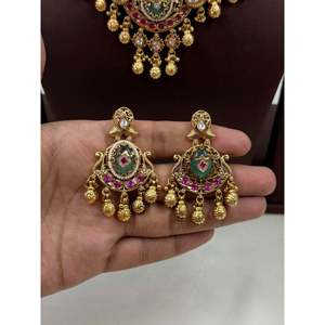 Indian Ethnic Gold Plated <b>Pearl</b> Bridal Necklace <b>Set</b> by Akira Chorski - Product Image 3
