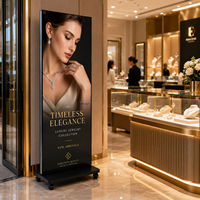 Écran d'affichage numérique LED GOB intérieur HD avec animation pour la signalisation numérique en magasin et la publicité dans les centres commerciaux