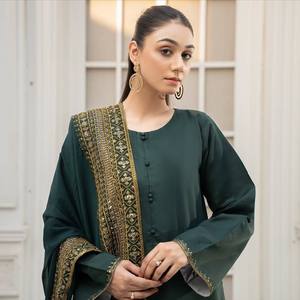 Ensemble Salwar Kameez brodé pour femmes – Costume Palazzo de créateur avec dupatta richement ornée de motifs dorés - Product Image 5