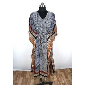 Vestido Túnica Largo y Sexy para Mujer, Tejido, Color Negro y Blanco, Elegante, para la Playa, de Algodón Orgánico, Estampado Floral, Kaftán Natural - Product Image 6