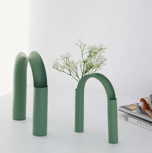 Contemporary Metal Flower Vase Luxury Decorative Tabletop Vase Elegant Centerpiece Flower Holder Modern Living Room Dining trend - Product Image 4