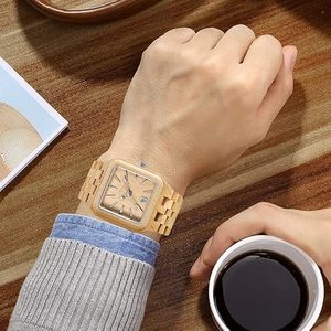 Montre en bois artisanale tendance, design Art Déco personnalisé, style antique, montre ronde de luxe pour homme - Product Image 5