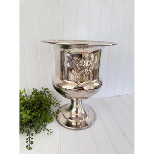 Antique Finish Metal <b>Ice</b> Bucket Silver Color Polished With Surface Ideal For Vintage Decor And Farmhouse Themed Outdoor Parties - Product Image 3
