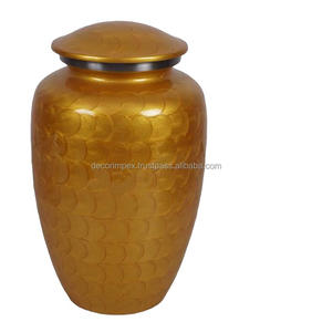 Urne funéraire décorative en métal finition dorée Urne commémorative personnalisée durable avec design poli au prix de gros - Product Image 1