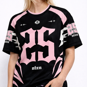 Camiseta deportiva de fútbol americano de malla de poliéster transpirable, rosa y negra, con gráficos, estilo urbano, OEM, marca privada, venta al por mayor para EE. UU. - Product Image 3