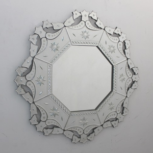 Espejo de Pared Barroco Veneciano Vintage de Lujo |   Espejo Decorativo con Marco Tallado Ornamentado Antiguo para Decoración de Interiores del Hogar - Product Image 1