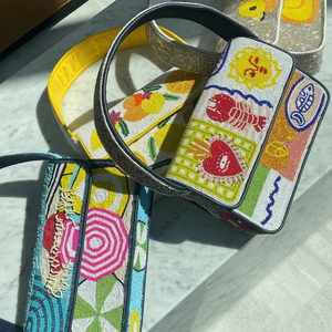 Sacs à main perlés personnalisés pour femmes, sacs de luxe faits à la main avec des perles pour filles - Product Image 1