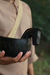 Tasse à café Kuksa artisanale en bois brûlé antique, fabriquée à la main, récipient à boire traditionnel scandinave pour le camping - Product Image 3