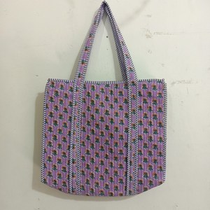 Sac à bandoulière matelassé violet en coton à motifs floraux, grand sac fourre-tout à deux anses, fermeture éclair, léger, pour le quotidien - Product Image 5