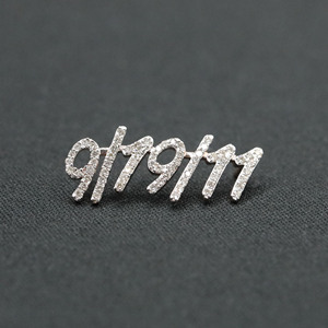 Colgante con Diseño del 11 de Septiembre, Chapado en Rodio, con Cristales de Estrás, Diseño Numérico, Estilo Clásico Unisex, Joyería para Regalo - Product Image 1