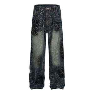 Soyez audacieux et sublimez-vous avec notre motif étoilé signature en pierres, exclusivement conçu pour votre nouveau pantalon en jean orné de strass. - Product Image 5