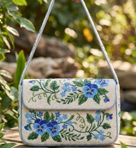Sac à bandoulière pour femme brodé de perles coquillages, pochette de créateur florale pour femme, sac à main tendance, design personnalisé - Product Image 2