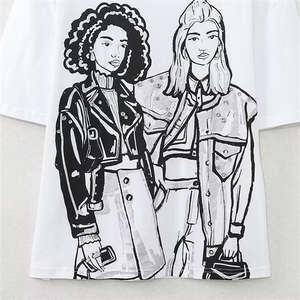 เสื้อยืดผู้หญิงสั่งทำพิเศษ ผู้ผลิต OEM ผ้าฝ้ายระบายอากาศ พิมพ์ลาย ปักลาย ทรงโอเวอร์ไซส์ ทรงบ็อกซี่ สำหรับคอลเลคชั่นแฟชั่น ขายส่ง - Product Image 4