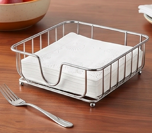 Porte-serviettes élégant en acier inoxydable avec finition argentée, parfait pour la vaisselle et la décoration de table à la maison. - Product Image 3