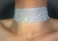 Collier ras-du-cou personnalisé pour femme en tissu noir orné de strass, collier large en cristal, collier scintillant en diamant pour tenue de club