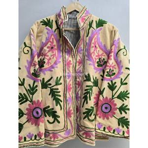 Chaqueta de terciopelo para mujer, abrigo con bordado uzbeco, chaqueta de algodón cosida a mano, chaqueta estilo boho chic con forro interior de algodón - Product Image 3