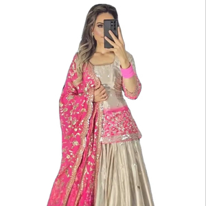 Salwar Patiyala Especial, Listo para Usar, Personalizable con Traje y Dupatta, Ropa de Playa Tradicional India, Estilo Bollywood para Mujer - Product Image 1