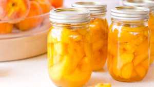 SUMINISTRO AL POR MAYOR DE FRUTAS FRESCAS, DULCECITAS DE DURAZNO ENLATADAS |   Mitades de melocotón amarillo certificadas ISO HALAL para bebidas - Product Image 2