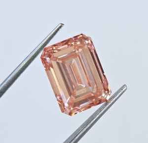 Diamante CVD suelto de corte esmeralda de 3.01 quilates, naranja intenso, cultivado en laboratorio, pulido a mano, para la fabricación de joyas con certificación IGI, para anillo. - Product Image 1