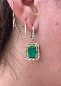 Boucles d'oreilles pendantes classiques taille émeraude, plaqué or 18 carats, halo de diamants, bijoux de mariage pour femme, style géométrique - Product Image 4