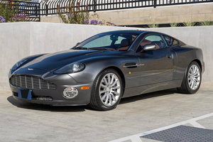 Aston Martin Vanquish 2002 - Product Image 3