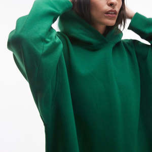 Sudadera con capucha de felpa terry para mujer, cálida, suave y afelpada, con bolsillos delanteros y logo, anti-bolitas, ideal para otoño. - Product Image 2