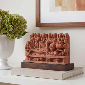 Sculpture de la naissance de Krishna |   Réplique d'art de temple hindou Janmashtami du Xe siècle, rare, provenant d'un musée - Product Image 2