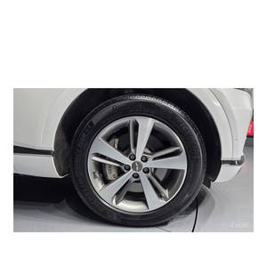 Genesis GV80 3.0 Diésel AWD 2023 con 17,815 km, Volante a la Izquierda, Caja de Cambios Automática, Asientos de Cuero, Cámara Trasera - Product Image 5