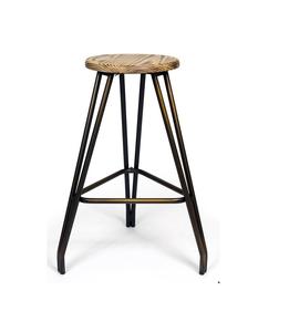 เก้าอี้เหล็กดีไซน์โดดเด่น โครงสร้างไม้ พร้อมที่นั่งไม้หนาและขาเหล็กแข็งแรงเพื่อความมั่นคง - Product Image 1