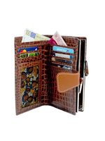 Dompet Clutch Wanita WRIZA dari Kulit Asli dengan Motif Croc-Embossed |   Dompet Perjalanan Slim Brown dengan 7 Slot Kartu & Banyak Kompartemen.