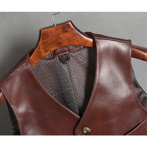 Gilet en cuir noir pour homme, veste de moto sans manches, gilet de motard, vêtement d'extérieur décontracté avec un matériau de haute qualité, design classique F - Product Image 4