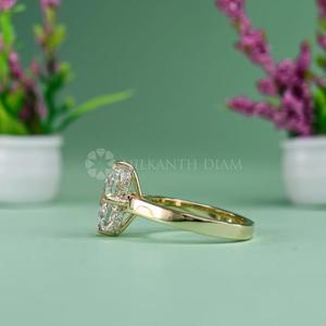 Anillo de Eternidad con Diamantes Cultivados en Laboratorio, Corte Radiante, Diseño Elegante, en Oro Amarillo de 18K, para Exportación al por Mayor desde India - Product Image 2