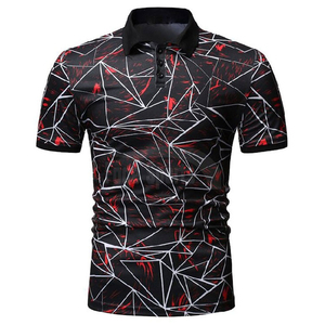 เสื้อผ้าแฟชั่นผู้ชายลำลอง ผ้าถักโพลีเอสเตอร์ พิมพ์ลายแบบซับลิเมชั่น คุณภาพสูง แห้งเร็ว แขนสั้น ลายพิมพ์เรียบ - Product Image 1
