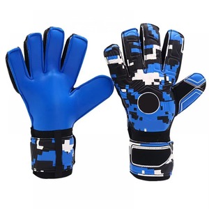 Gants de gardien de but de football personnalisés en latex rose et blanc, à doigts complets, antidérapants, respirants, légers, avec sangle de poignet réglable à lacets - Product Image 5