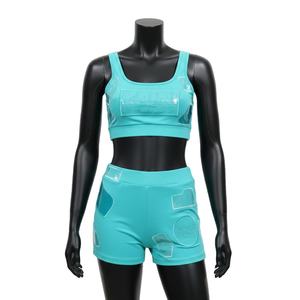 Ensemble short et haut pour femme en polyester et élasthanne de qualité supérieure, bleu aqua, avec empiècements contrastants et logo en relief par transfert thermique, en coton - Product Image 1