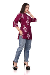 Venta al por mayor de blusas estampadas de rayón Polly para mujer, tallas M a 3XL, pedidos al por mayor para minoristas de moda y distribuidores de ropa a nivel mundial desde India. - Product Image 2