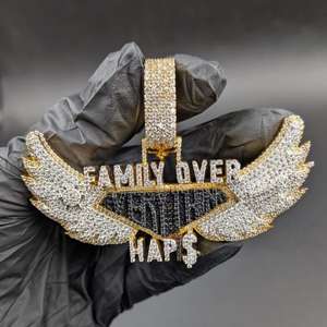 Colgante Personalizado con Nombre y Alas de Ángel, con Moissanita Redonda Tallada, Estilo Hip Hop, Plata de Ley 925, Joyería Fina, Colgantes y Dijes - Product Image 1