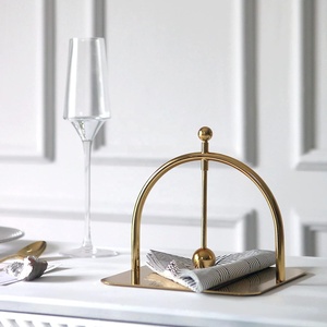 Servilletero Moderno de Lujo en Metal Dorado y Pintura, Forma Cuadrada, Alta Calidad, Logotipo Personalizado OEM, Marca para Hogar, Hotel, Restaurante - Product Image 3