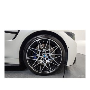 BMW M4 Coupé Competition Modelo Agosto 2018 con 77,277 km, Volante a la Izquierda, Cámara Trasera - Product Image 5