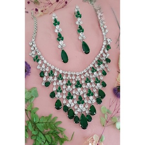 Juego de Collar Largo Clásico de Lujo con Circonitas Cúbicas y Baño de Plata sobre Latón, con Aretes, Joyería de Diseño para Mujer, Regalo - Product Image 1