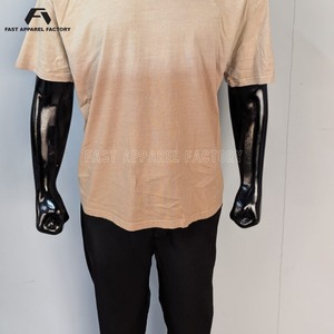 เสื้อยืดพรีเมียมผู้ชายแบบ Acid Wash ออกแบบด้วยผ้าฝ้ายเนื้อนุ่ม น้ำหนักเบา ระบายอากาศได้ดี เหมาะสำหรับสตรีทแวร์ และสามารถใส่โลโก้แบบกำหนดเองได้ - Product Image 3