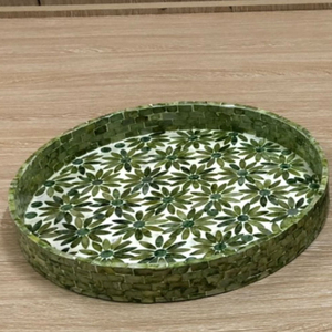 Bandeja de servir redonda ecológica con incrustaciones de nácar, bandeja decorativa de lujo con mosaico de nácar y asas para mesa de centro o otomana. - Product Image 4