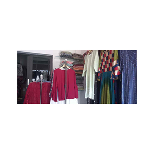 Vêtements d'occasion à la mode en gros pour filles – Collection d'été à prix réduits et en stock - Product Image 1