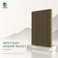 Panneau MDF de première qualité Jinbase Mountain Shadow Walnut 18 mm, placage bois, mélaminé, résistant à l'humidité, E0, 1220x2440 mm, pour hôtel
