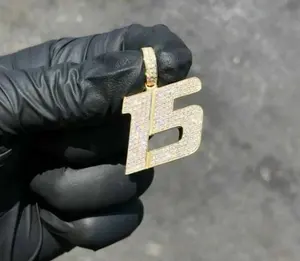 Pendentif personnalisé en argent sterling plaqué or avec 15 chiffres, serti de moissanite, bijoux hip-hop pour femmes - Product Image 2