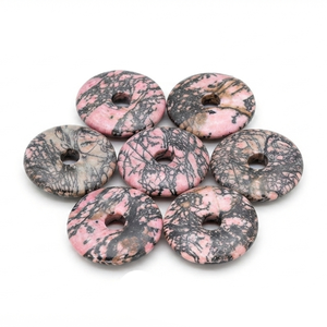 Donuts en Cristal Naturel : Rhodonite, Agate et autres Pierres Précieuses pour la Guérison et le Reiki - Product Image 1
